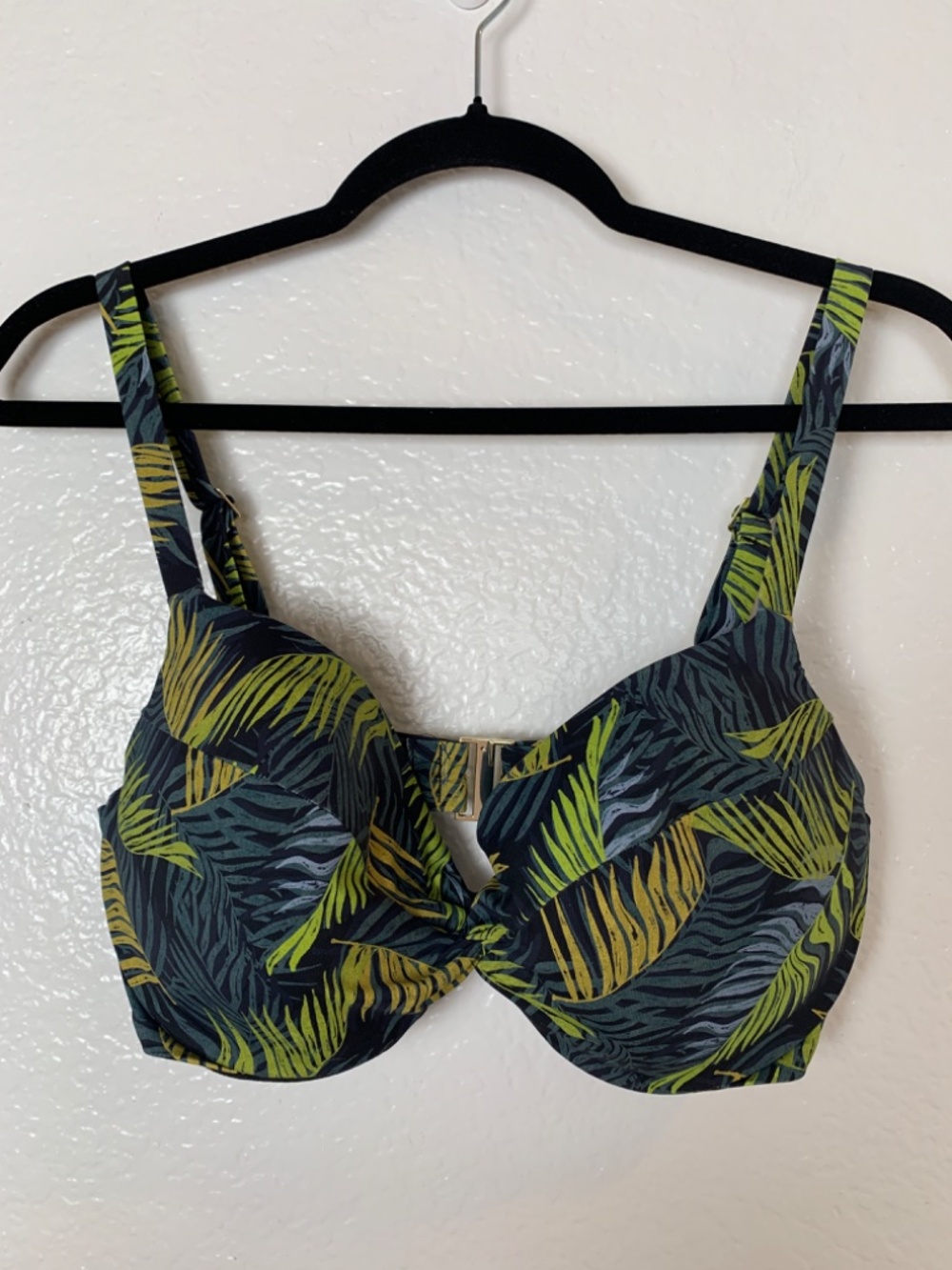 VICTORIA'S SECRET SWIM Palm Royale Bikini Twist Push Up Top 36DD Bottom Large - Picture 10 of 16